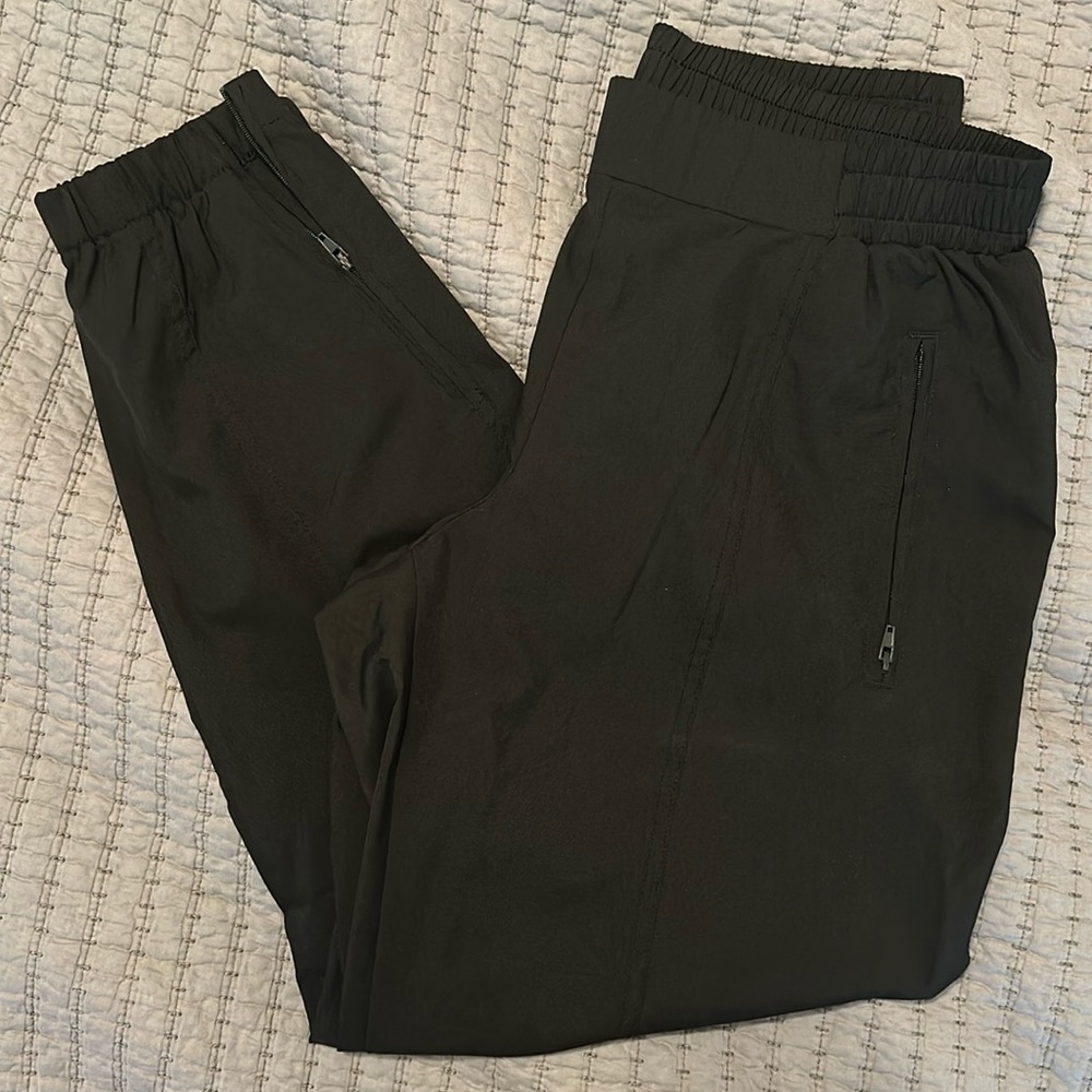 Old Navy Joggers size M